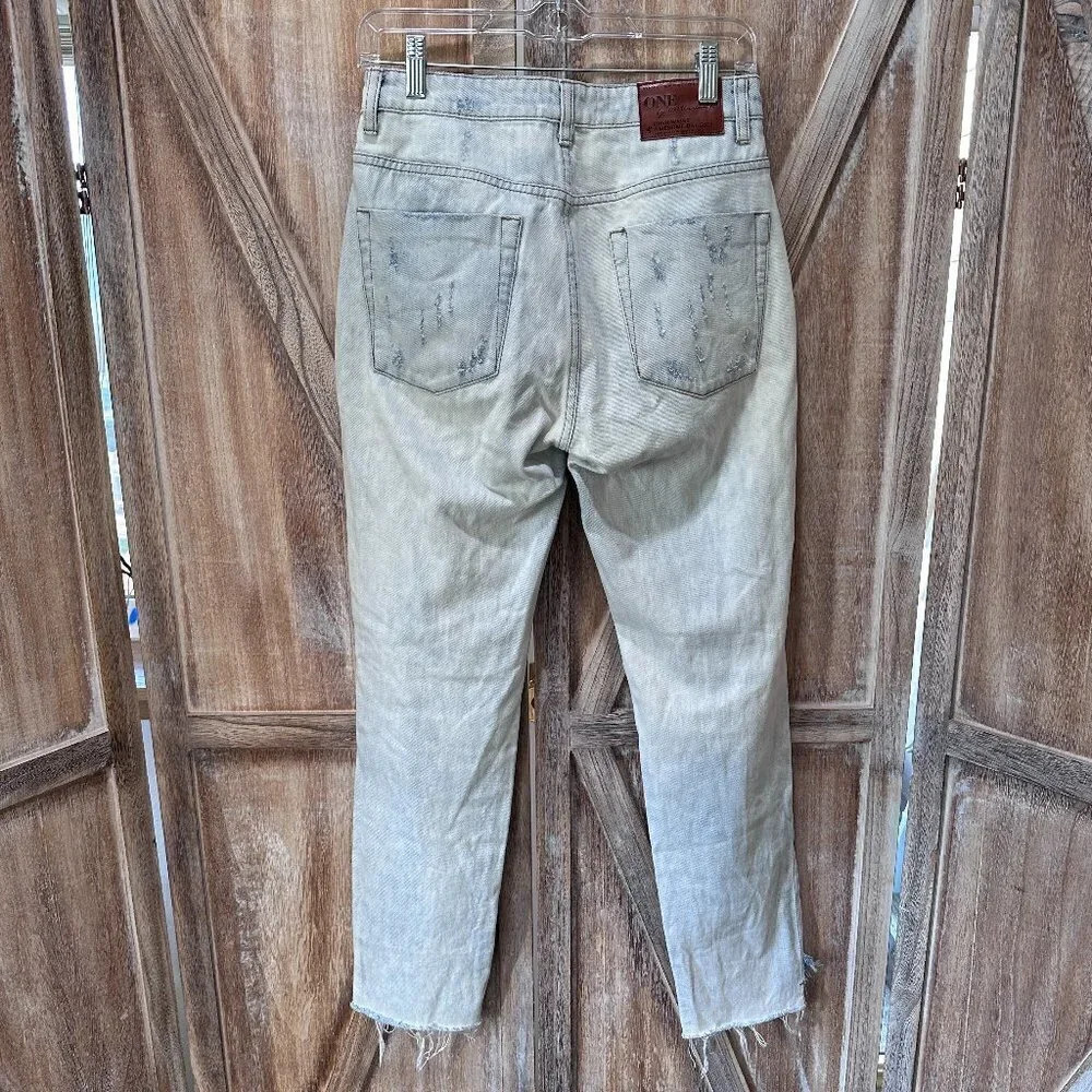 One x One Teaspoon High Waist Awesome Baggies Light Wash Destroyed Jeans - Picture 5 of 11